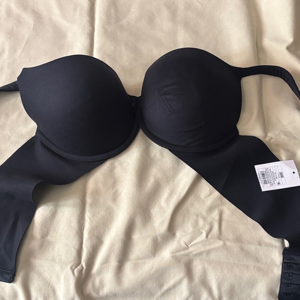 Women's Black padded  Bra with wire